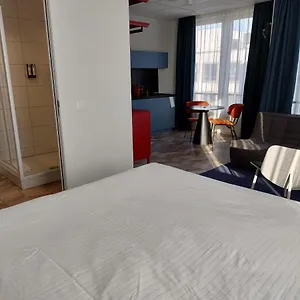 Roxi The Urban Brussels Hotel