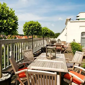 Hotel Bliss