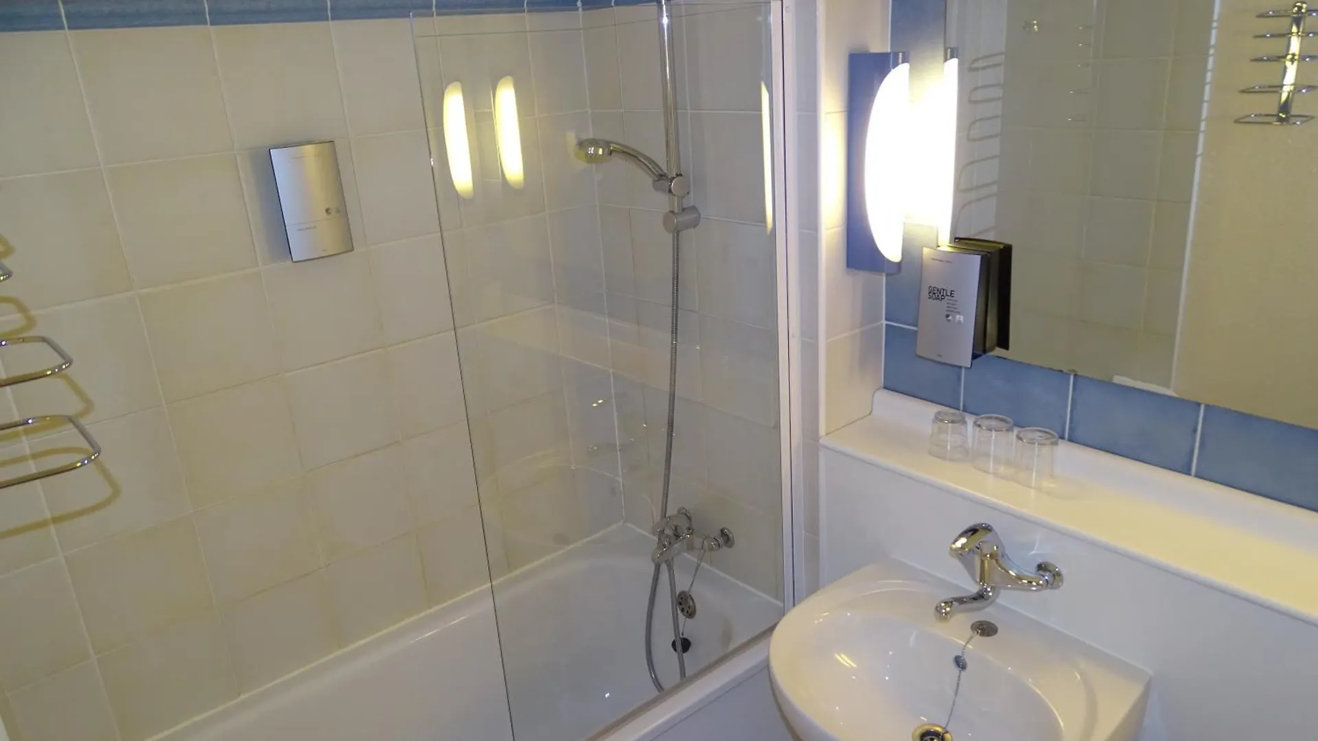Value Stay Brujas Inn